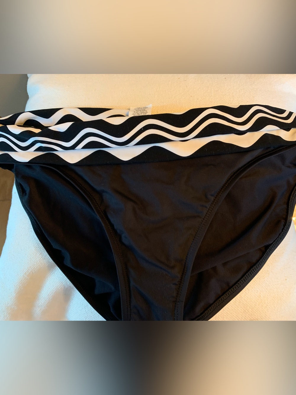 La Blanca Black Bikini Bottom with Black & White Wave Waistband ( SZ 14)